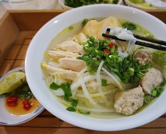 N17 Pho Chicken 越南鸡肉粉